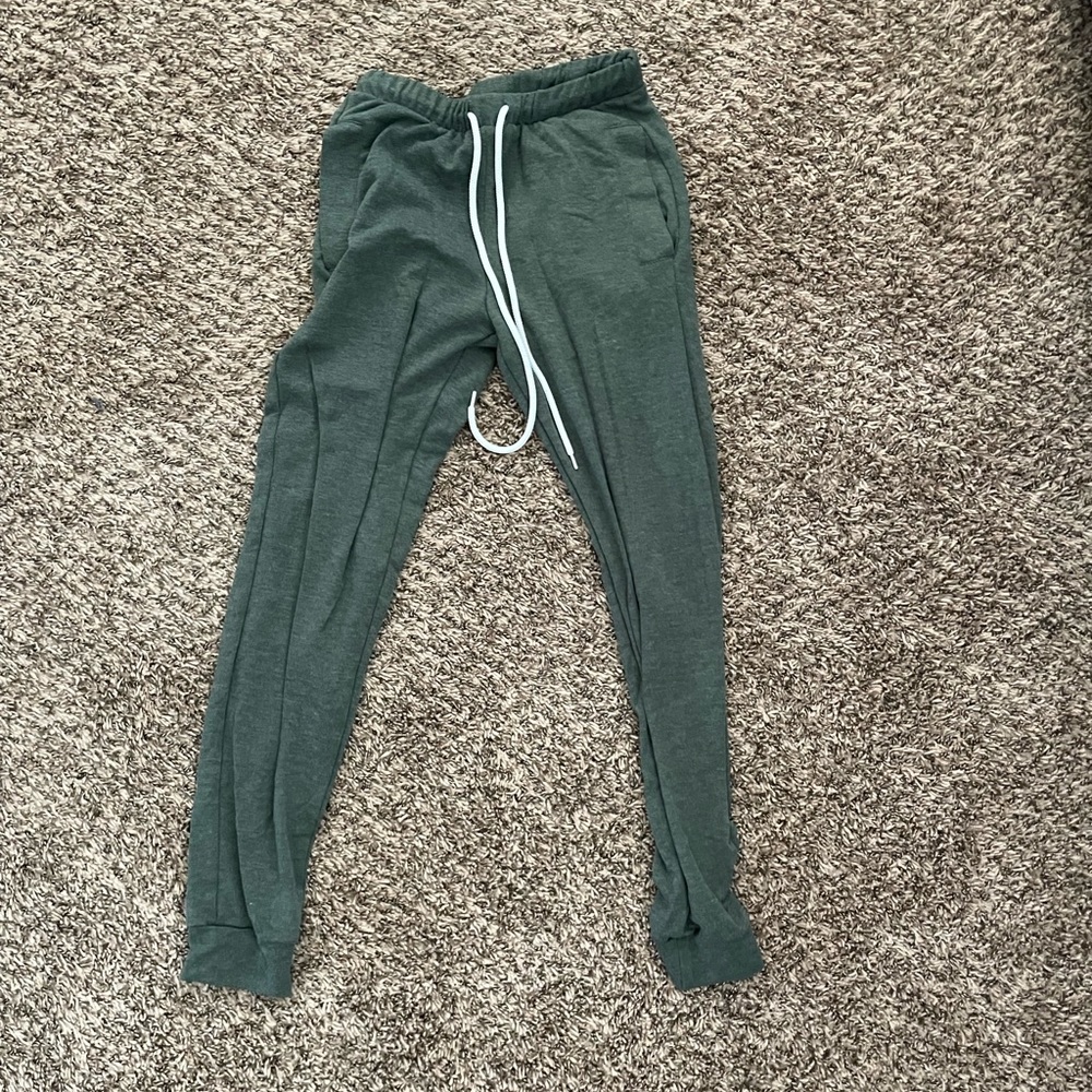 Cozy’s joggers